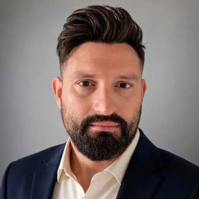 Simion Robert Cristian, specialist SSM și owner Serviciul de SSM